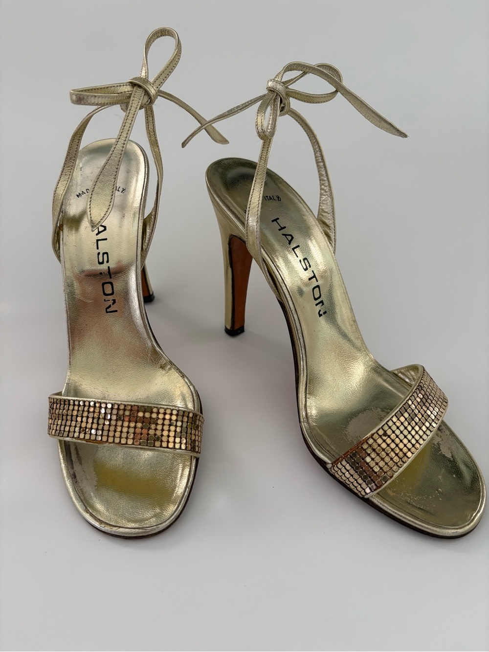 Vintage rare Halston Gold Metallic leather Crystal-Embellished Stiletto heel 8 M